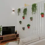 Apartman Bicycle Luxury House, Parking, Downtown Near Metro