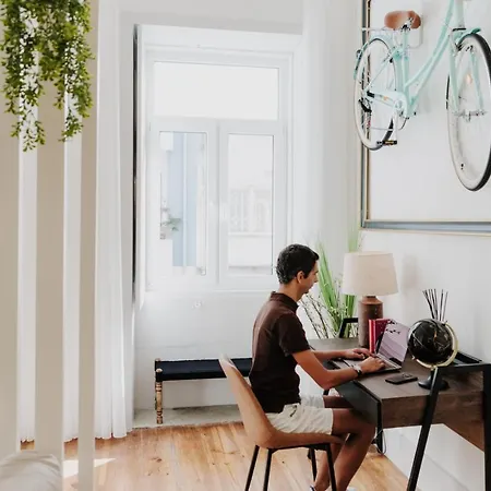 Bicycle Luxury House, Parking, Downtown Near Metro Apartament