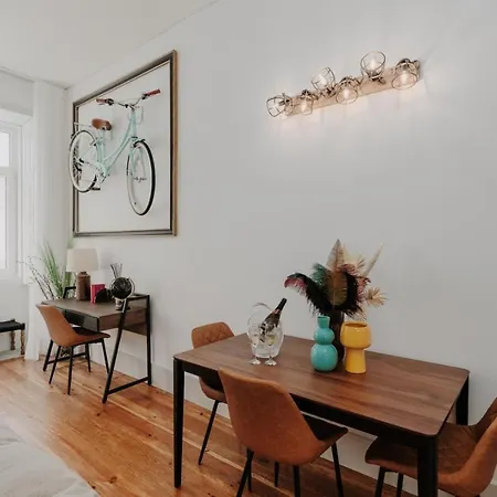 Bicycle Luxury House, Parking, Downtown Near Metro Daire