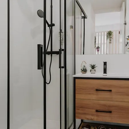 Bicycle Luxury House, Parking, Downtown Near Metro 아파트